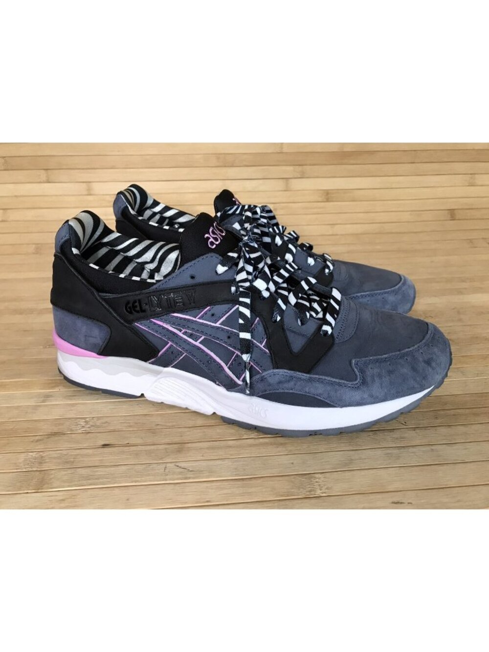 Asics x Extra Butter Mens Gel Lyte V Karaoke Shoes Mens Size 10.5